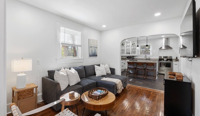 Eco Bungalow 3BR Near Downtown + Swamp Rabbit