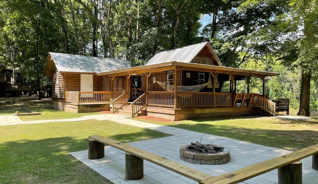 Eco Cabin by River-Extensive Decking Areas, Private Pier, Private Floating Dock