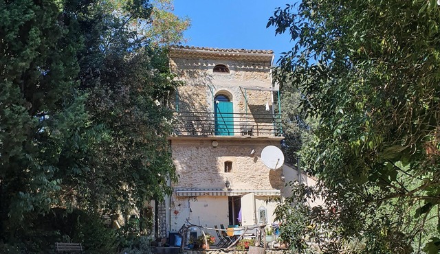 Eco-friendly Gîte with Private Pool, Terrace and Wi-Fi in Autignac