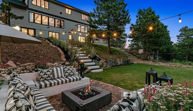 Eco-Friendly Lookout Mountain Getaway with Rocky Mountain Views