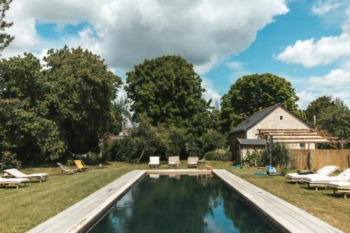Eco-Gîte With Pool In A Bird Refuge In Anjou