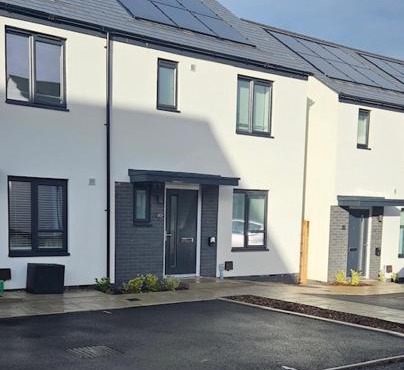 Eco House by Science Park, Airport and City Centre