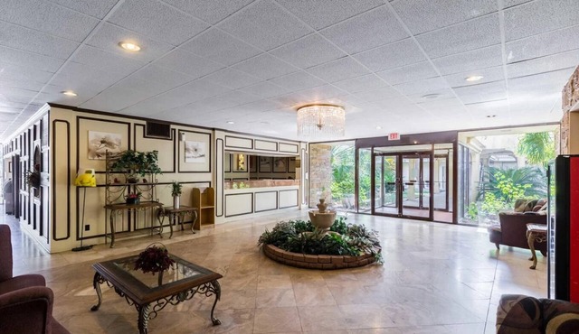 Eco Inn Suites by Hotel O Baytown