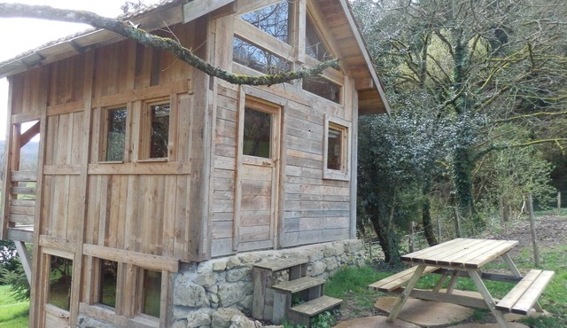 Eco-lodge Cabin and Unique Bed and Breakfast