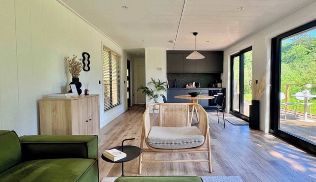 Eco Retreat with River Views in Shropshire