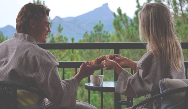 Ecoasis Romantic Chalet Morning Mist