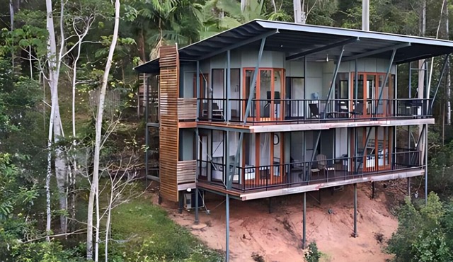 Ecoasis Sanctuary: Scenic Range View Chalet