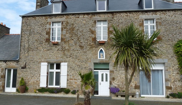 Écolier de la Baie, 3* 6 people, former school in the Bay of Mont St Michel