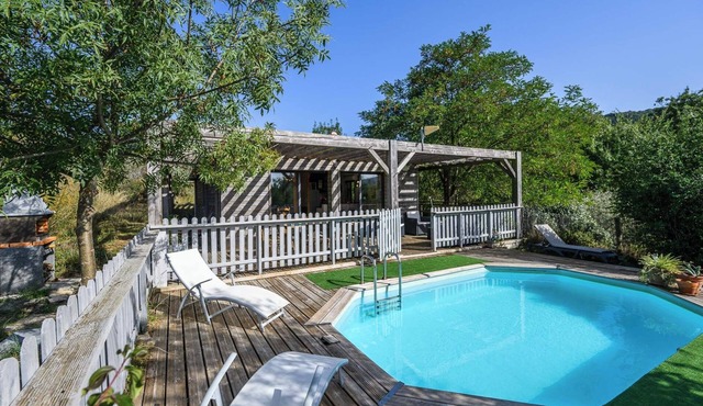 Ecolodge au Calme Pleine Nature, Piscine Privée