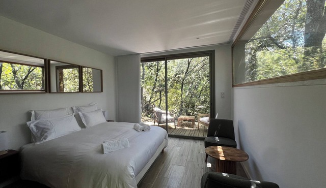 Ecolodge 2: Sparrowhawk