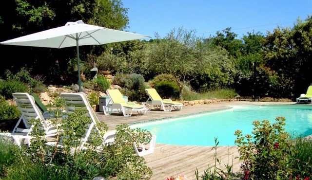 Ecological house for 6 people with terraces and large private pool.