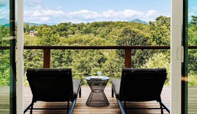 EcoModMtn is a mountain retreat designed for a stylish winter escape. Enjoy a full kitchen, gas fireplace, ensuite bedrooms, modern interiors, an expansive deck and private hot tub. Perfect for slow morning, cozy evenings, and starry night skies.