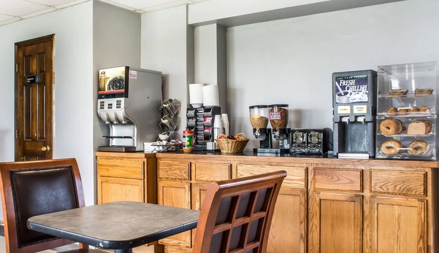 Econo Lodge Brockport