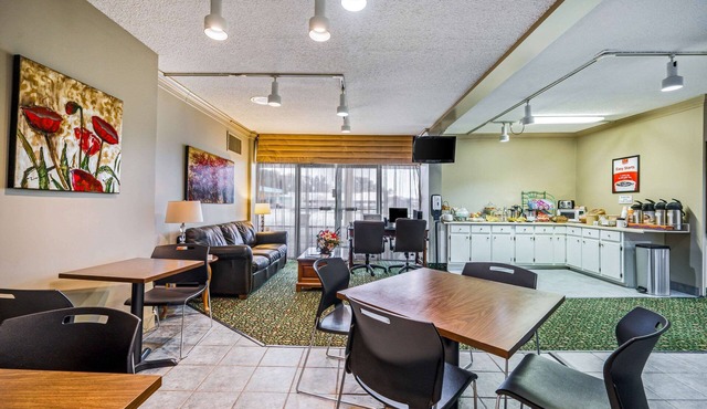 Econo Lodge Corinth