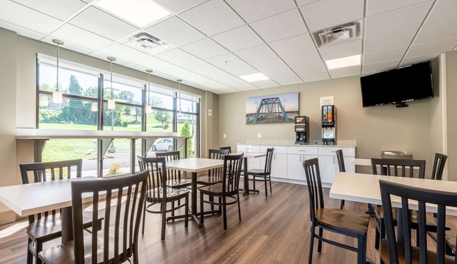 Econo Lodge Dayton North