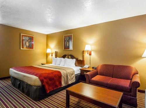 Econo Lodge Dyersburg I-155