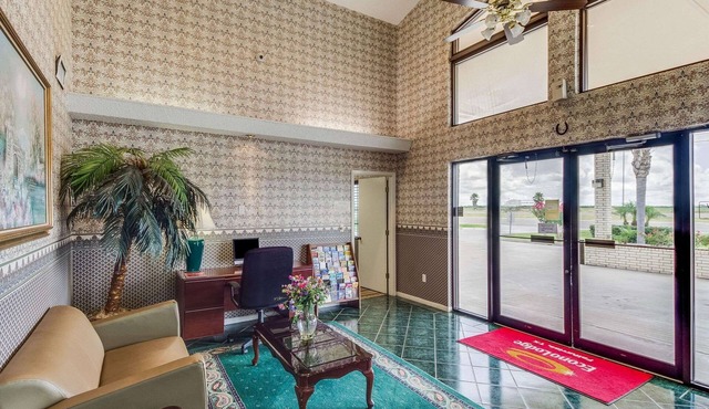 Econo Lodge Falfurrias Hwy 281