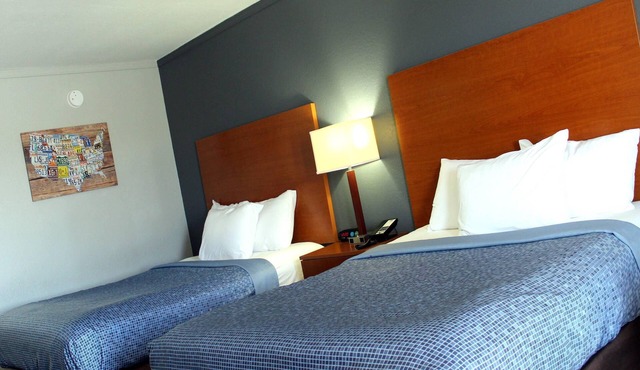 Econo Lodge Franklin South