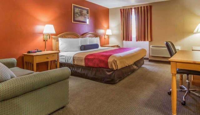 Econo Lodge Hermitage South