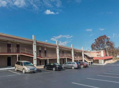 Econo Lodge Hermitage South