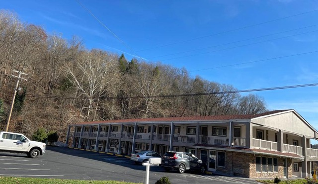 Econo Lodge Jefferson Hills Hwy 51