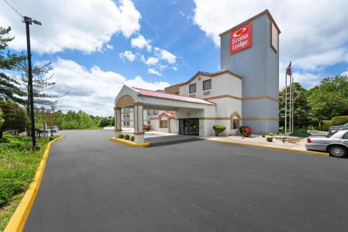Econo Lodge London North
