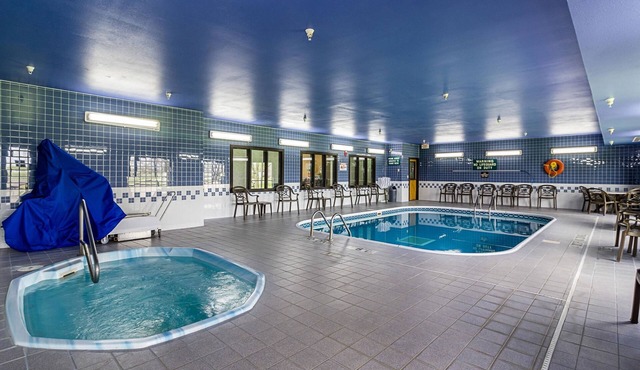 Econo Lodge Luverne I-90