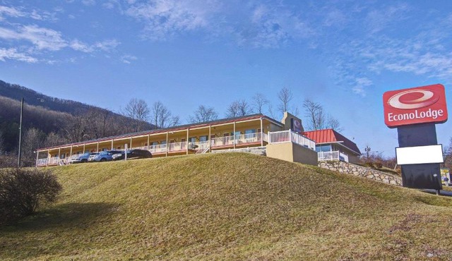 Econo Lodge Near Bluefield College