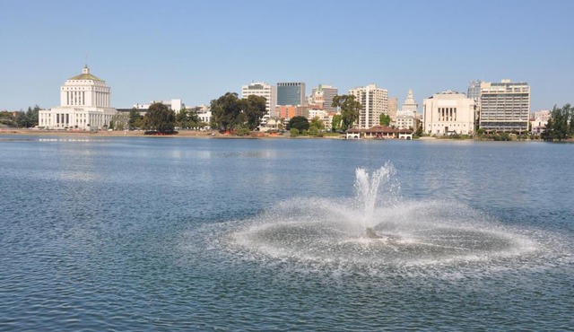 Econo Lodge Oakland Lake Merritt Area