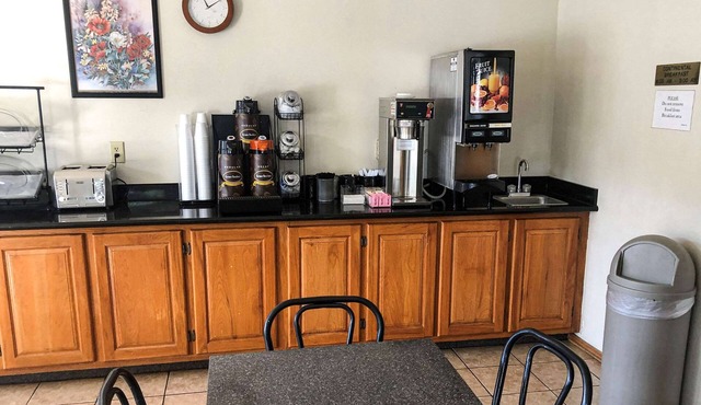 Econo Lodge Oklahoma City Northeast