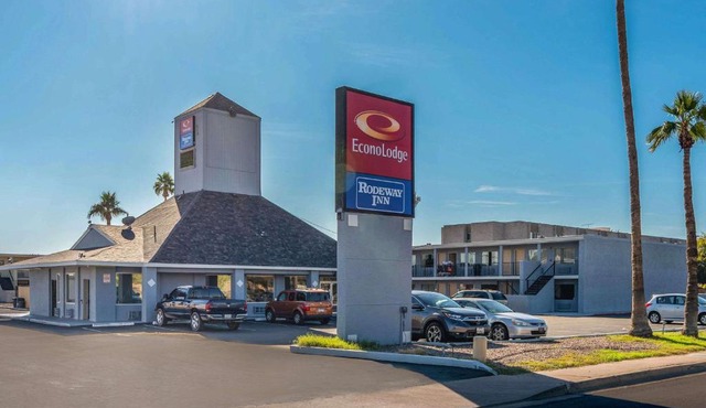Econo Lodge Phoenix North I-17