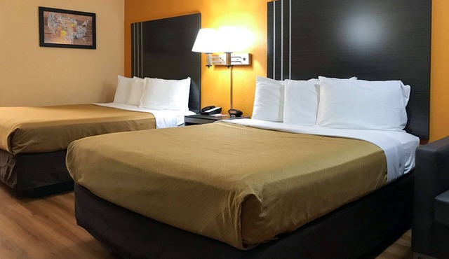 Econo Lodge Purcell