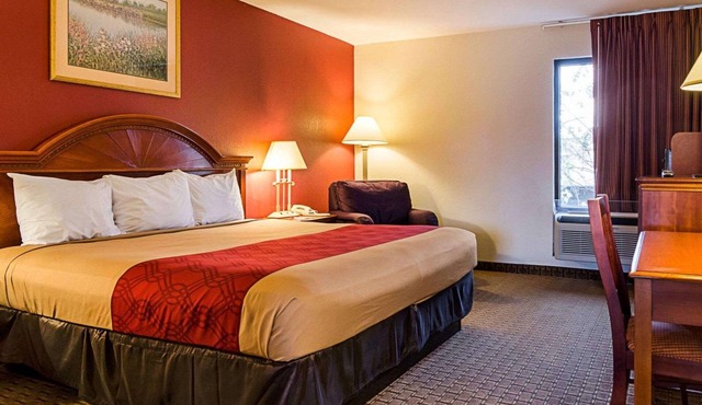 Econo Lodge Richmond North