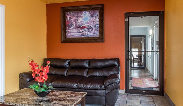 Econo Lodge Rome South