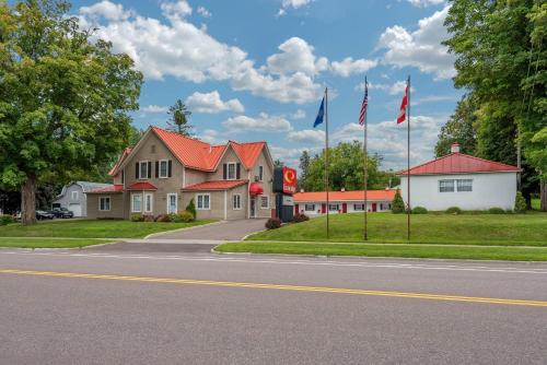 Econo Lodge Saint Albans