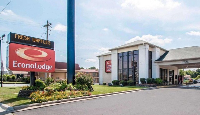 Econo Lodge Springfield I-44