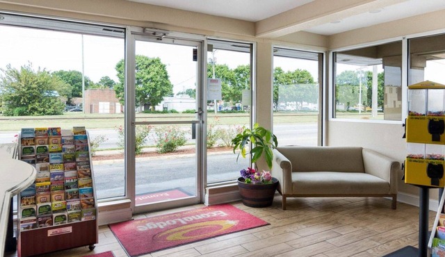 Econo Lodge Virginia Beach Town Center