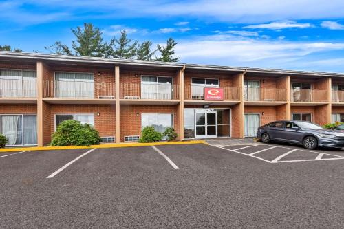 Econo Lodge Waynesboro - Skyline Drive