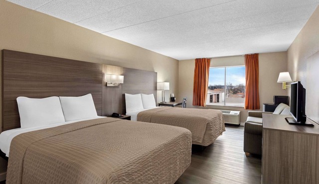 Econo Lodge Willowbrook