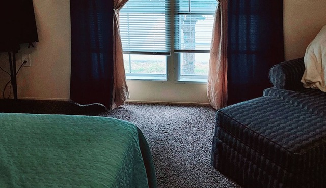 Economical Quite single room