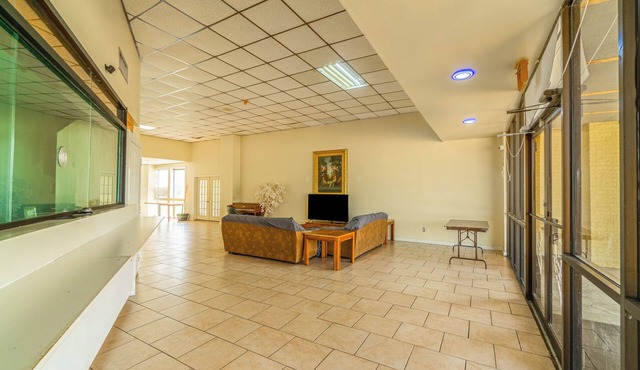 Economy Inn Livingston By OYO TX US 59