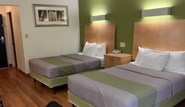 Economy Inn - Pittsburgh Airport