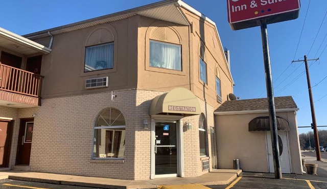 Economy Inn & Suites