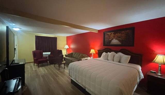 Economy Inn & Suites