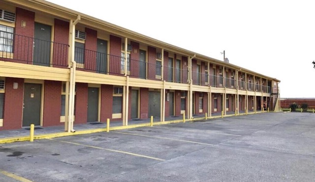 Economy Inn