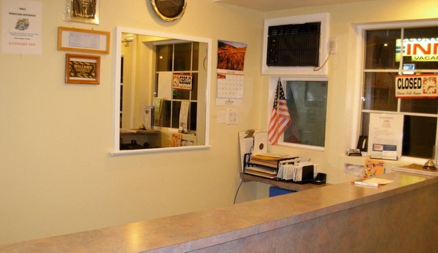 Economy Inn