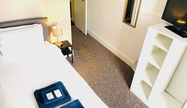 Economy Single Ensuite at Royal Ashton Town House