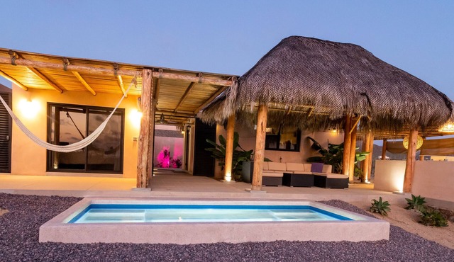 EcoVilla - Private Heated Pool Ocean View & Walk to Beach