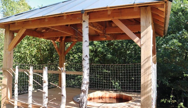 Écrin d'Auvergne: Top-of-the-range Cabin-Lodges with PRIVATE SPA
