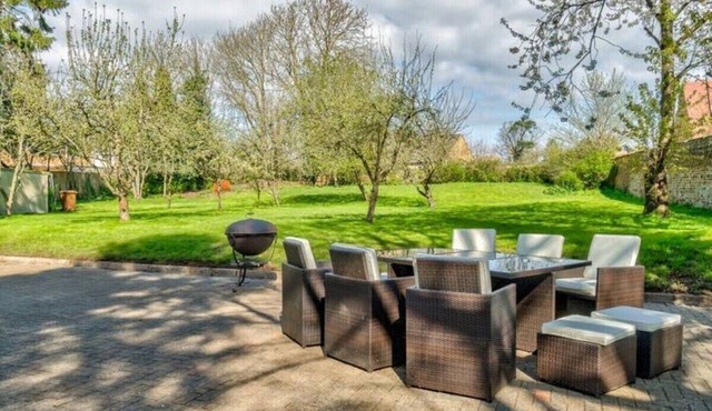 Ecton House - Exclusive Hire for up to 20 guests